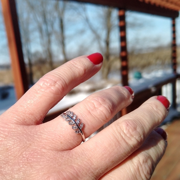 π S925 πΏ Silver Olive Leaf Promise Ring - Picture 5 of 8
